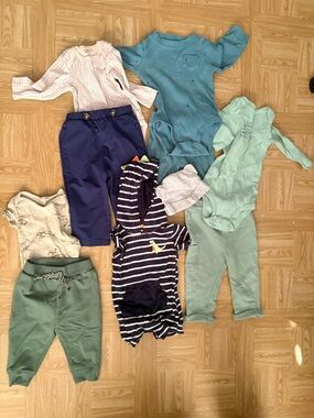 Carter's Heathered Blue Knit Baby Onesie